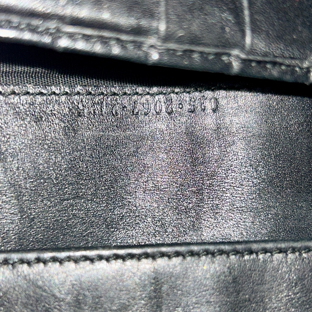 Vintage Gucci Black Leather Long Bifold Flap Wallet.  Clean Corners! - Picture 10 of 10